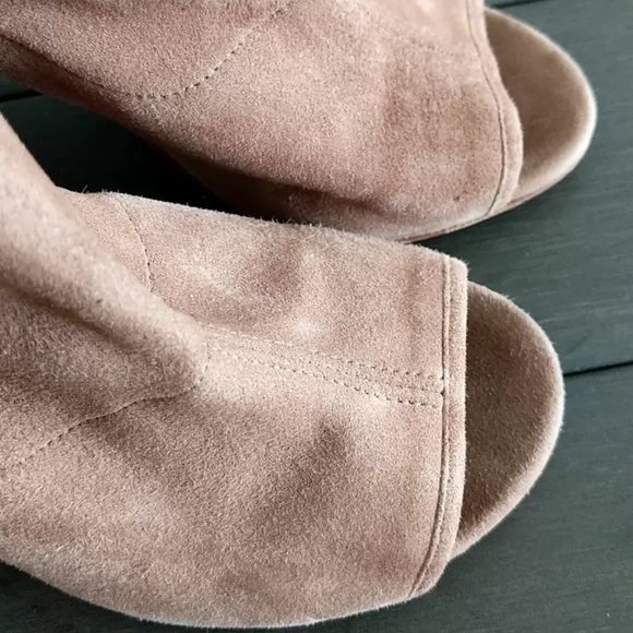 STUART WEITZMAN Peep Toe Ankle Heeled Boots - Picture 5 of 17